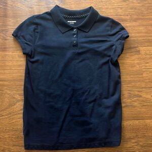 Old Navy Girls top size 14/16 in navy blue. Worn once